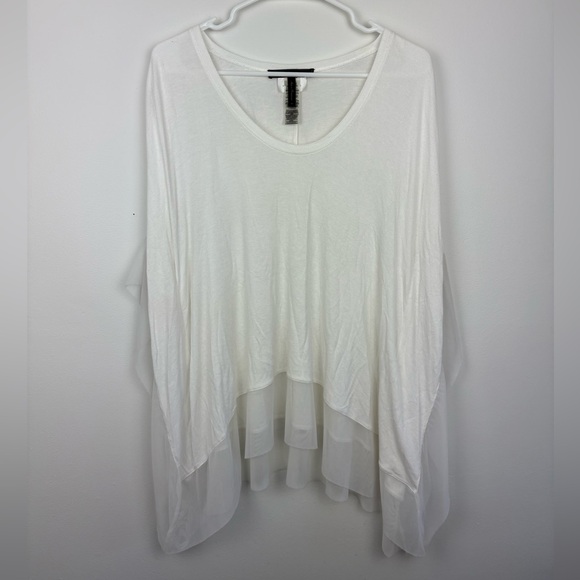 BCBGMaxAzria Tops - BCBGMaxAzria White Flowy Tunic w/ mesh trim Sz Med boho festival kimono style